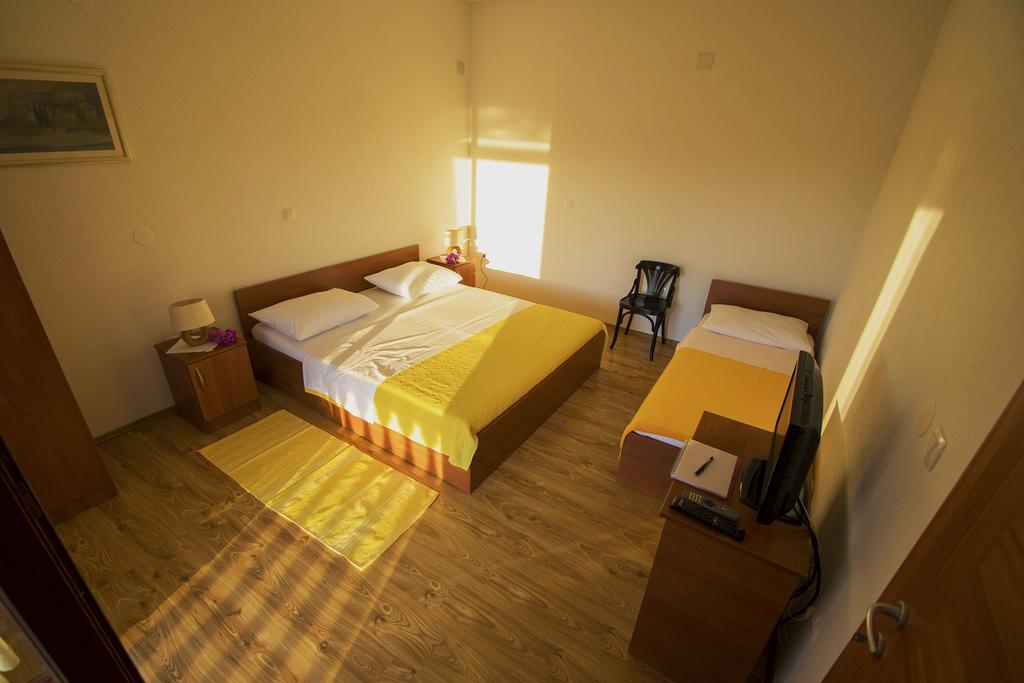 Apartments Zile Starigrad-Paklenica Szoba fotó