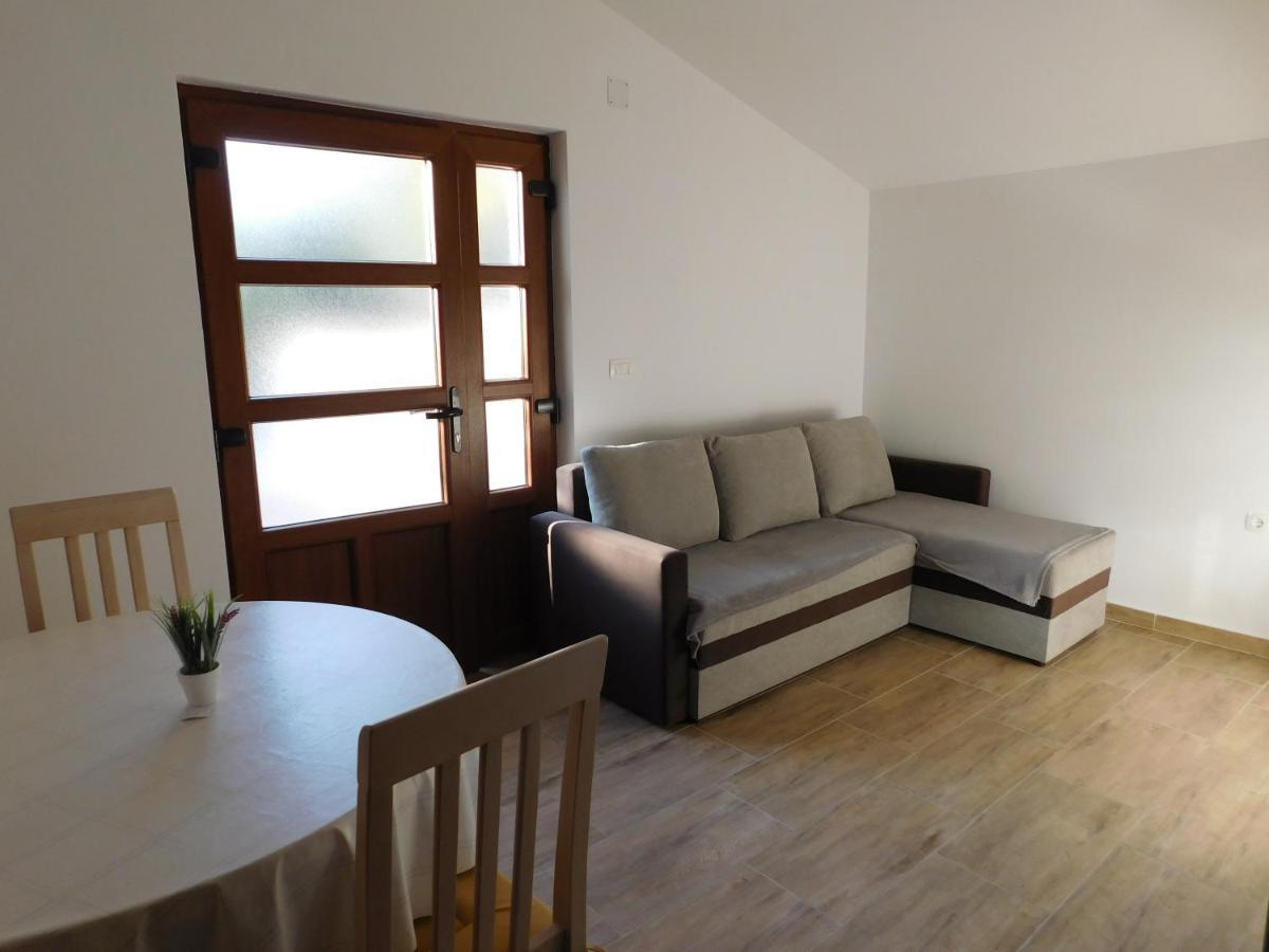Apartments Zile Starigrad-Paklenica Kültér fotó